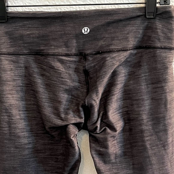 Lululemon Charcoal High-Waisted Leggings Pants Size 4 - Picture 5 of 7